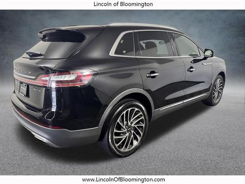 Infinite Black Metallic 2019 Lincoln Nautilus Reserve