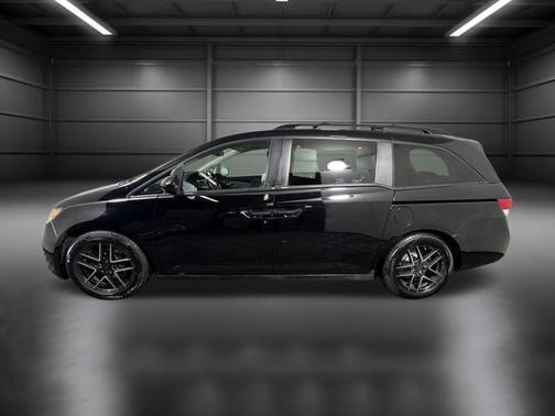 Crystal Black Pearl 2014 Honda Odyssey EX-L