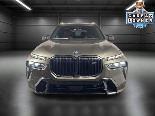 2023 BMW X7 M60i