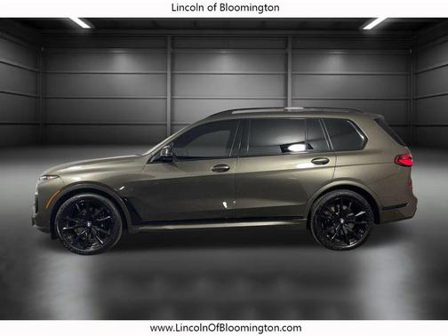 2023 BMW X7 M60i