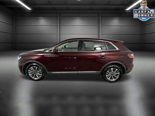 2022 Lincoln Nautilus Reserve