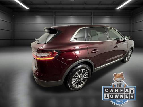 2022 Lincoln Nautilus Reserve