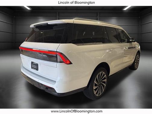 2025 Lincoln Navigator Black Label