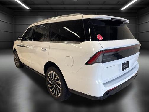 2025 Lincoln Navigator Black Label