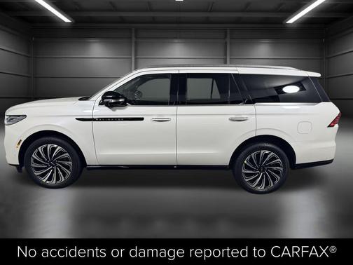 2025 Lincoln Navigator Black Label