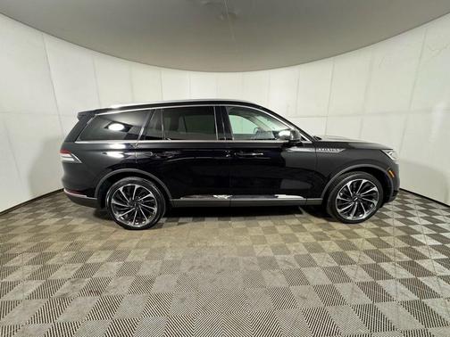 2022 Lincoln Aviator Reserve AWD