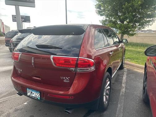 2014 Lincoln MKX Base
