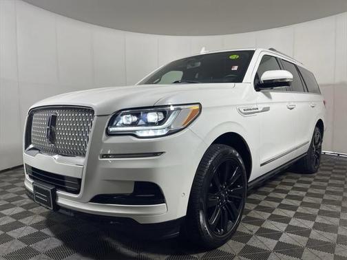 2023 Lincoln Navigator Reserve