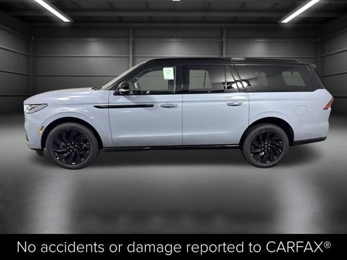 2025 Lincoln Navigator Reserve