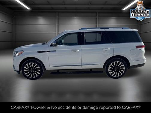 2022 Lincoln Navigator Black Label