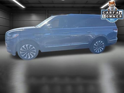 2022 Lincoln Navigator Reserve