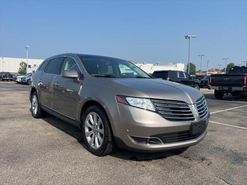 2018 Lincoln MKT Reserve