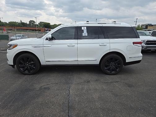 2024 Lincoln Navigator Reserve