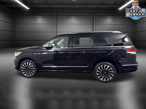 2023 Lincoln Navigator Black Label