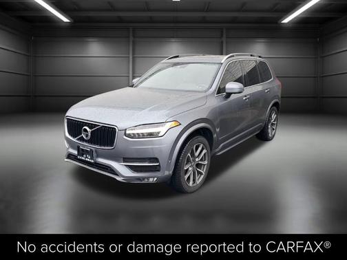 2018 Volvo XC90 T6 Momentum