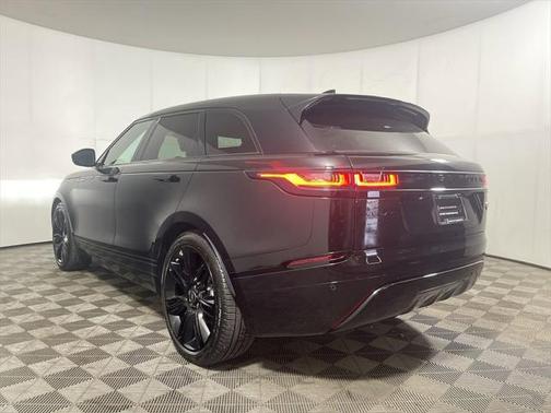 2022 Land Rover Range Rover Velar P250 S R-Dynamic