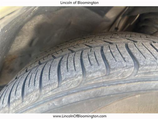 2010 Lincoln MKZ Base