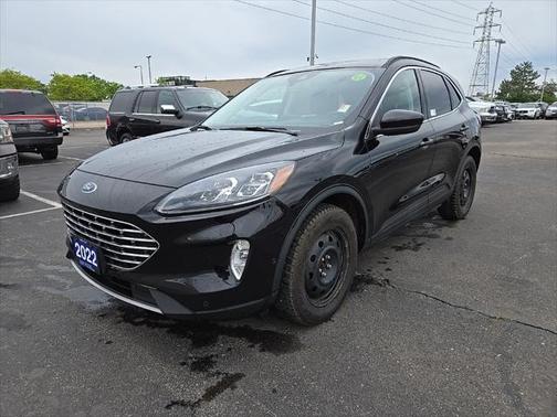 2022 Ford Escape Titanium