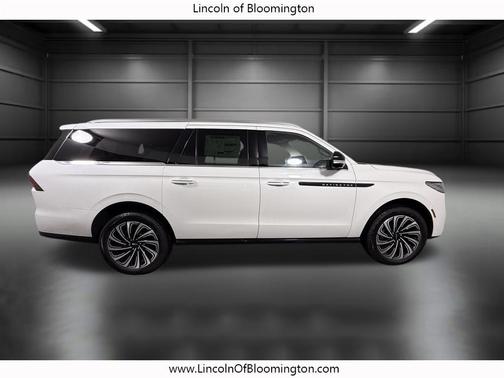 2025 Lincoln Navigator Black Label