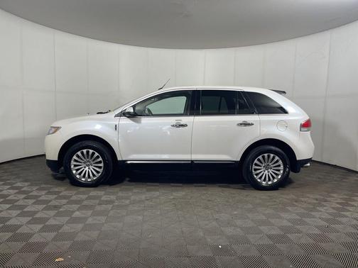 2013 Lincoln MKX Base