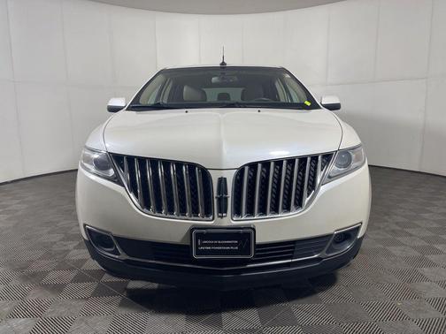 2013 Lincoln MKX Base