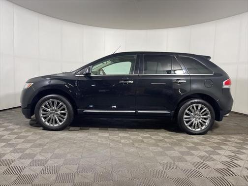 2015 Lincoln MKX Base