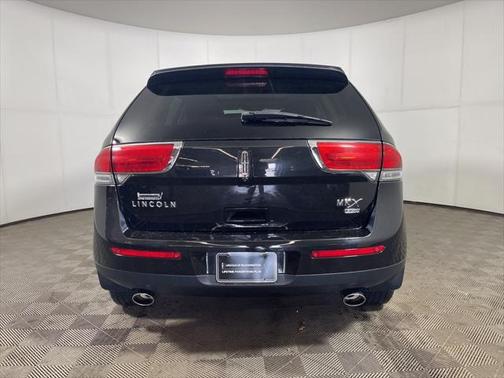 2015 Lincoln MKX Base