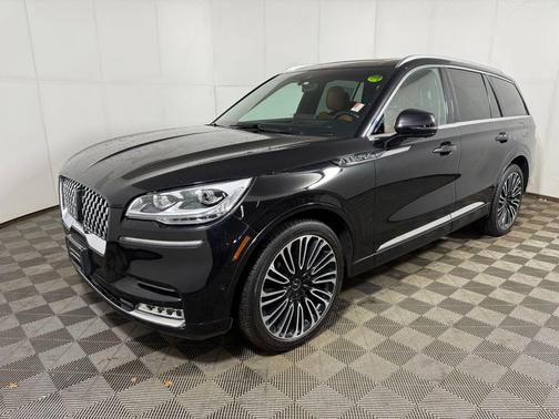 INFINITE BLACK MET CC 2023 Lincoln Aviator Black Label AWD