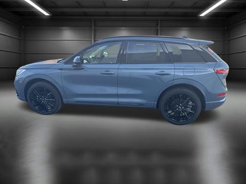 2025 Lincoln Corsair Reserve