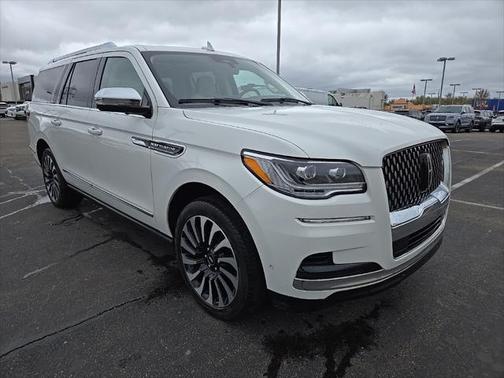 2022 Lincoln Navigator Black Label