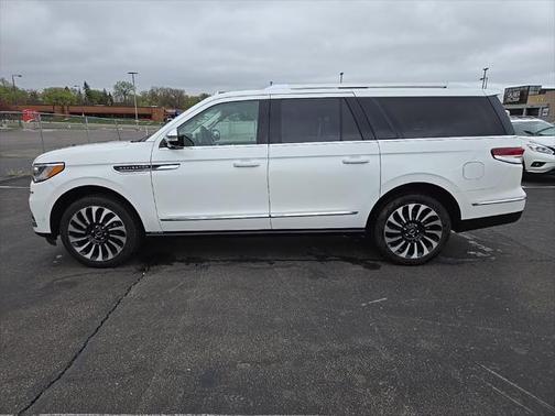 2022 Lincoln Navigator Black Label