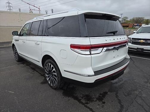 2022 Lincoln Navigator Black Label