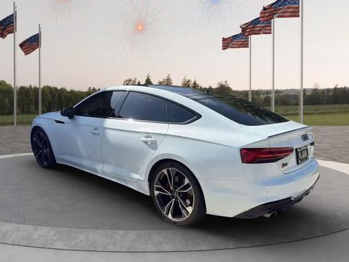 White 2022 Audi S5 Premium Plus TFSI quattro Tiptronic