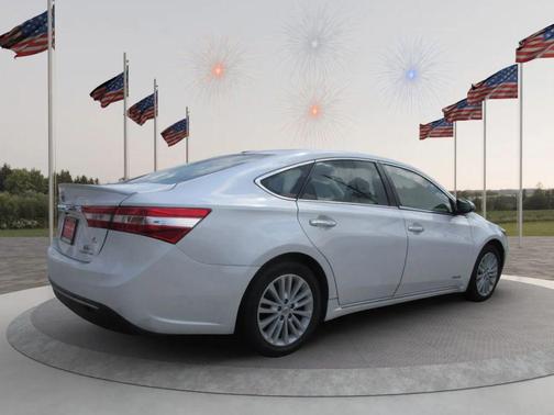 Blizzard Pearl 2015 Toyota Avalon Hybrid Limited