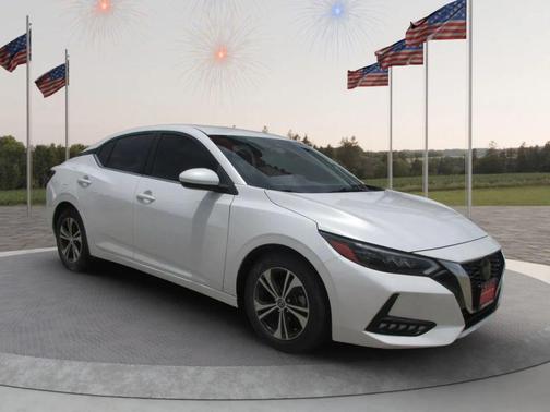 Aspen White Tricoat 2023 Nissan Sentra SV