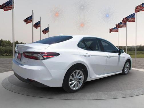White 2022 Toyota Camry LE