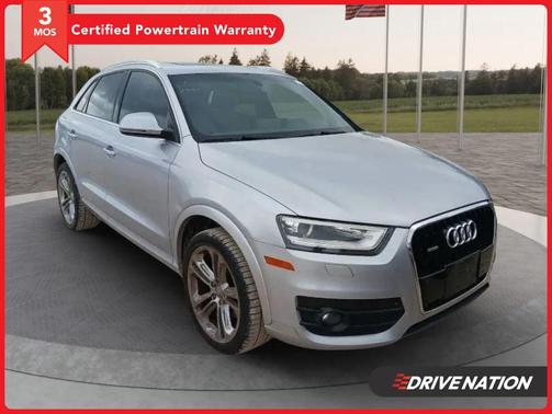 Florett Silver Metallic 2015 Audi Q3 2.0T Premium Plus