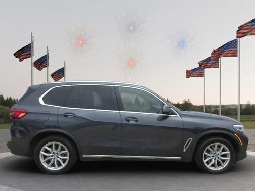 Gray 2019 BMW X5 xDrive40i