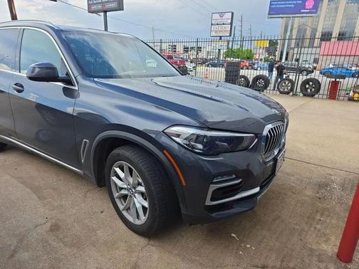 Gray 2019 BMW X5 xDrive40i