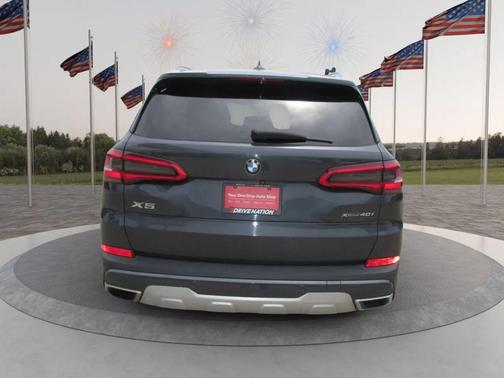 Gray 2019 BMW X5 xDrive40i