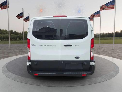 Oxford White 2018 Ford Transit-350 XLT