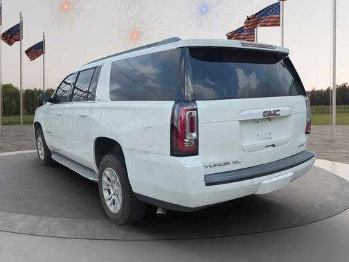 Summit White 2015 GMC Yukon SLE