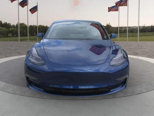 Deep Blue Metallic 2021 Tesla Model 3 Standard Range Plus