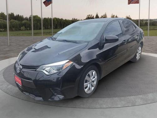 Black Sand Pearl 2016 Toyota Corolla LE