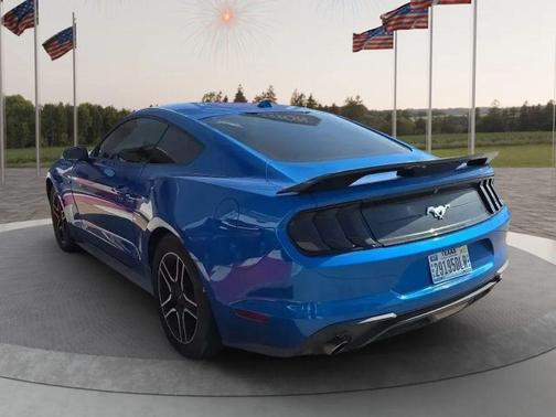 2021 Ford Mustang EcoBoost