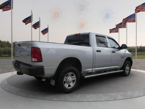 2018 RAM 2500 Tradesman Crew Cab 4x4 6'4' Box