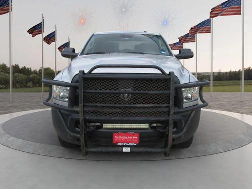 2018 RAM 2500 Tradesman Crew Cab 4x4 6'4' Box