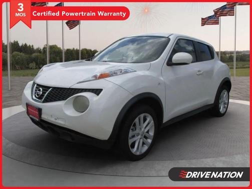 Pearl White 2013 Nissan Juke SV