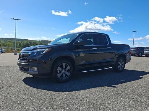 Crystal Black Pearl 2020 Honda Ridgeline RTL-E
