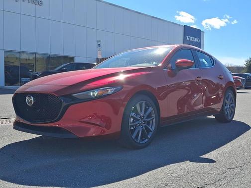 Soul Red Crystal Metallic 2026 Mazda Mazda3 FWD w/Preferred Package